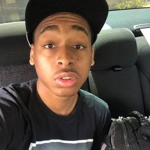 Meet your Posher, Larry